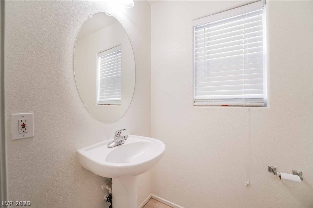 11683 Vacanze Court — photo 5