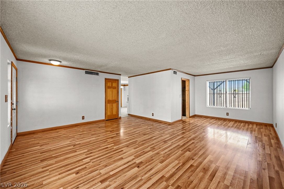 7100 Mountain Moss Drive — photo 5