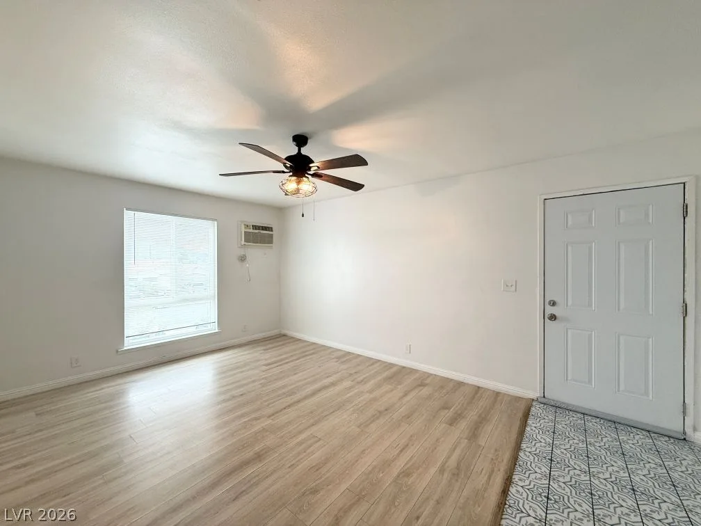 2105 Webster Street 3 — photo 4