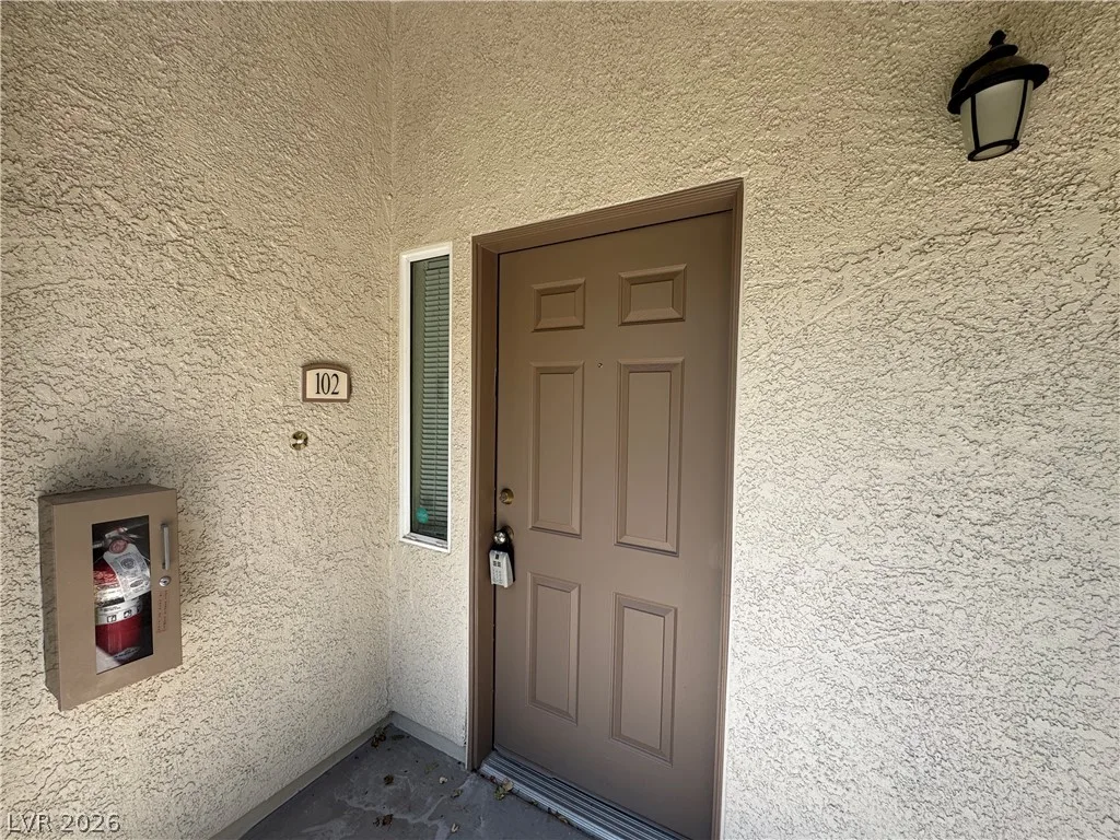 3350 Cactus Shadow Street 102 — photo 2