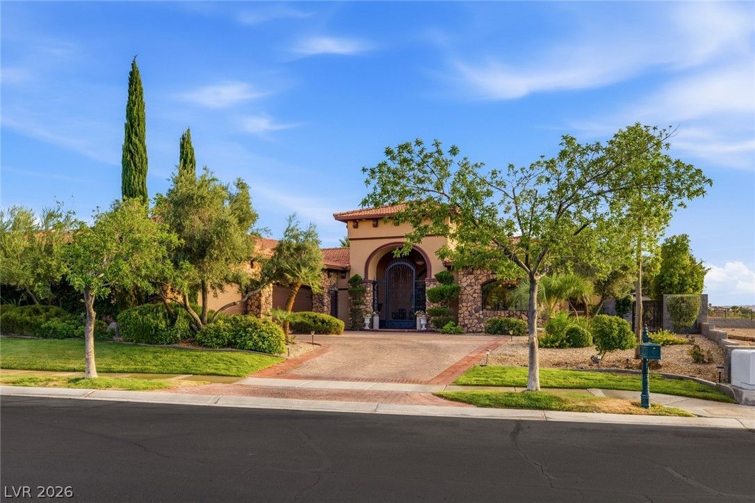 1369 Opal Valley Street — photo 4 of 55