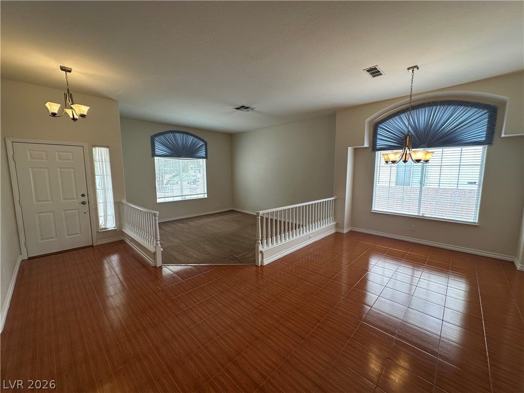 2109 Cedar Hills Street — photo 3