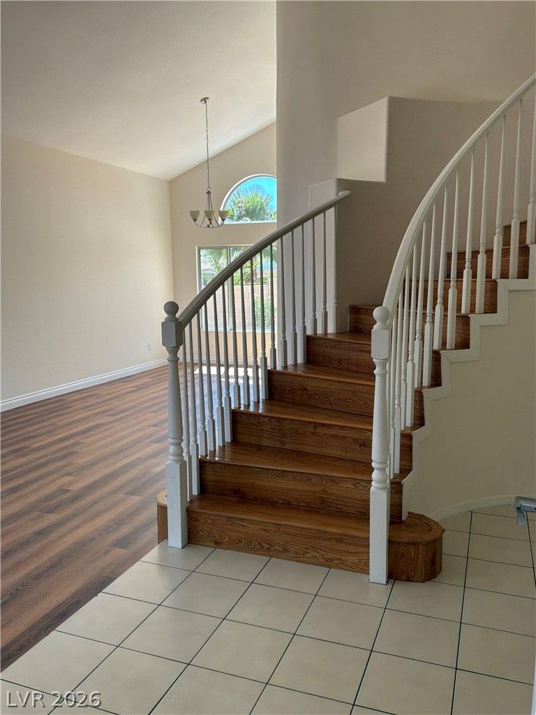 3240 Ariba Street — photo 3