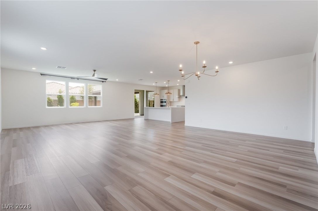 3031 Mountain Bay Avenue — photo 5