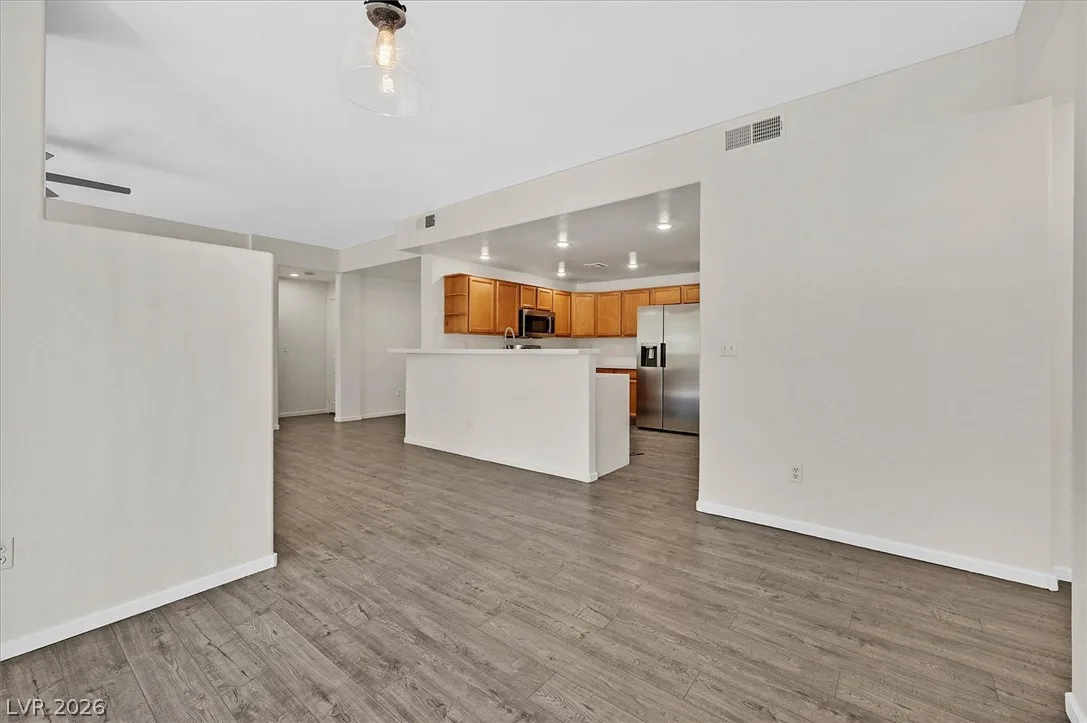 908 Domnus Lane 105 — photo 5