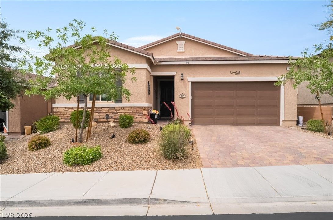 8651 Loretta Bay Street — photo 2 of 36