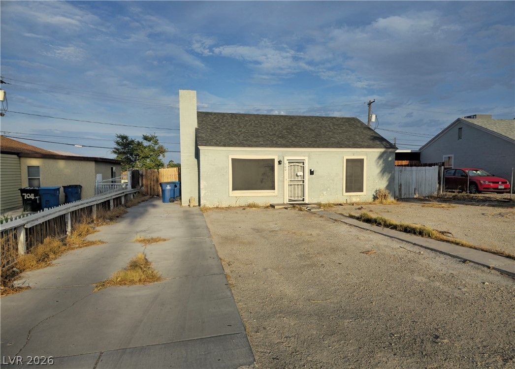 700 Biltmore Drive — photo 2