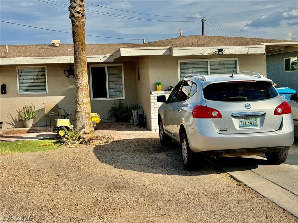 1114 Ramona Circle — photo 2 of 9