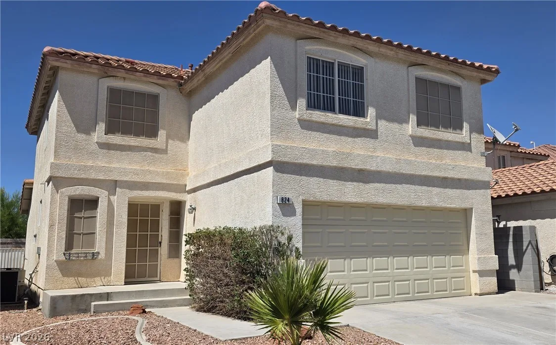 824 Ribbon Grass Avenue — photo 3