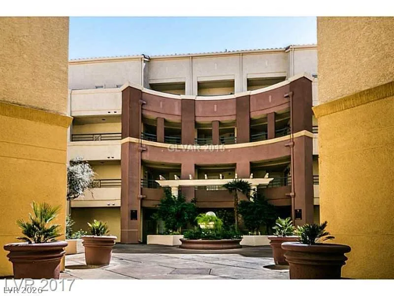 270 East Flamingo Road 212 — photo 2
