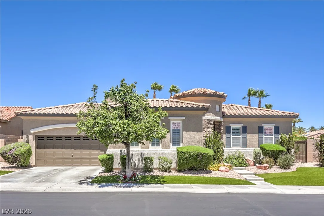7166 Frontier Hills Avenue — photo 2