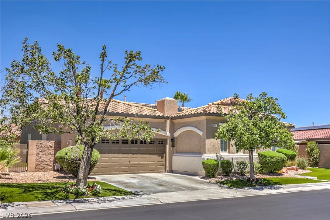 7166 Frontier Hills Avenue — photo 3