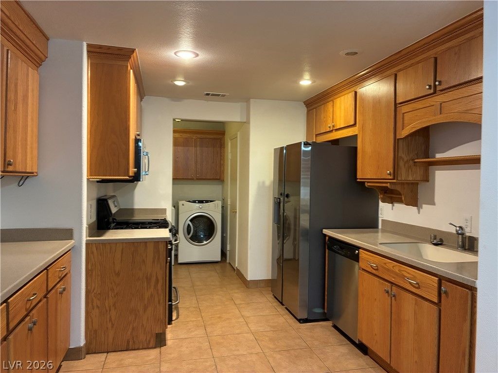 5028 Starfinder Avenue — photo 3