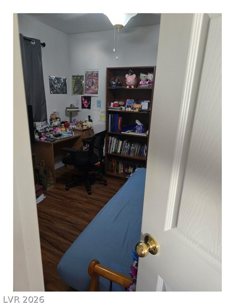 Photo 11