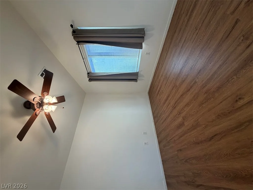 7638 MAGIC COVE Court NA — photo 5 of 10