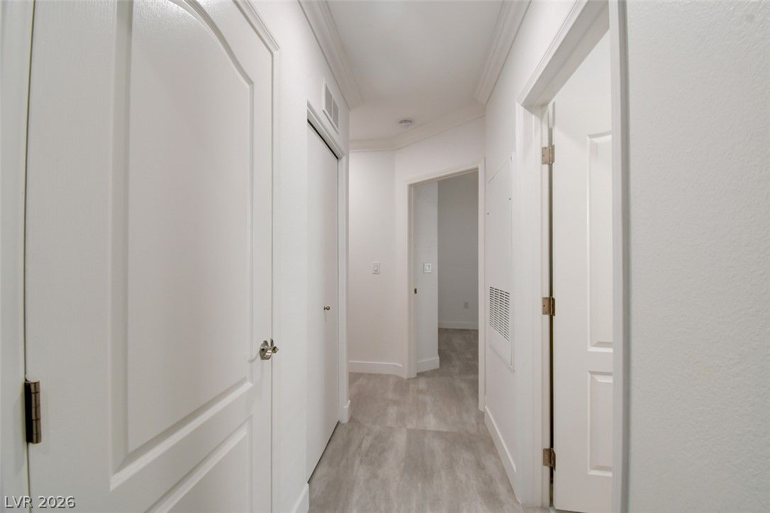8985 South Durango Drive 1152 — photo 4
