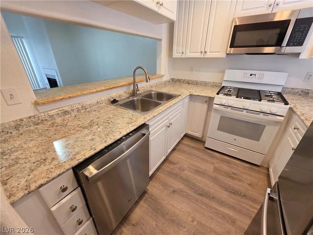5000 Red Rock Street 223 — photo 3