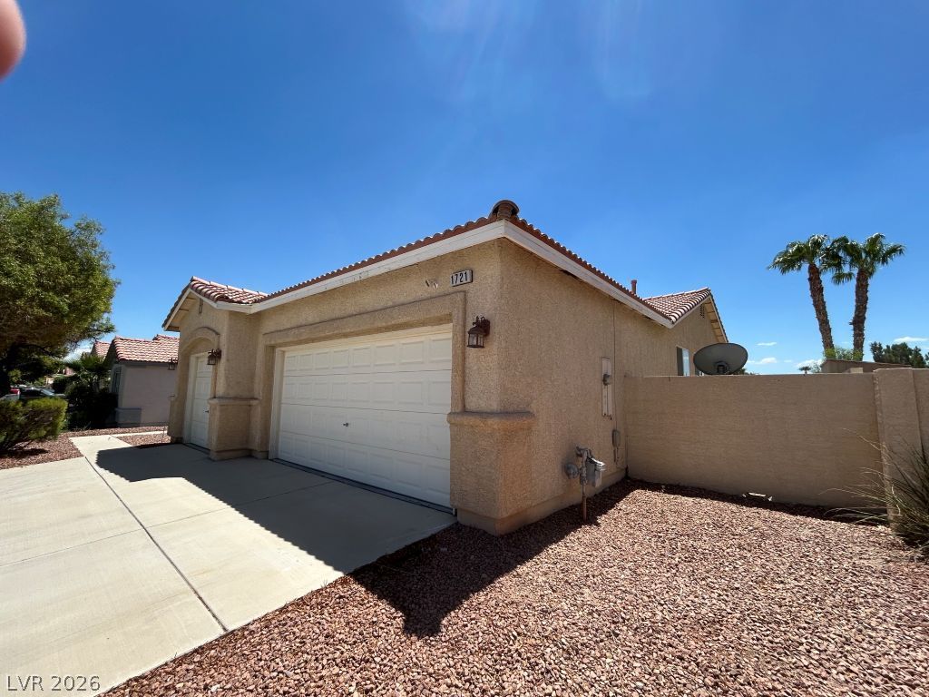 1721 Autumn Sage Avenue — photo 2