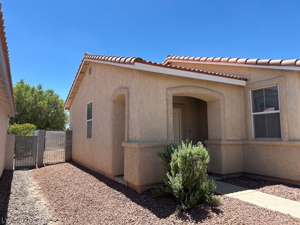 1721 Autumn Sage Avenue — photo 3