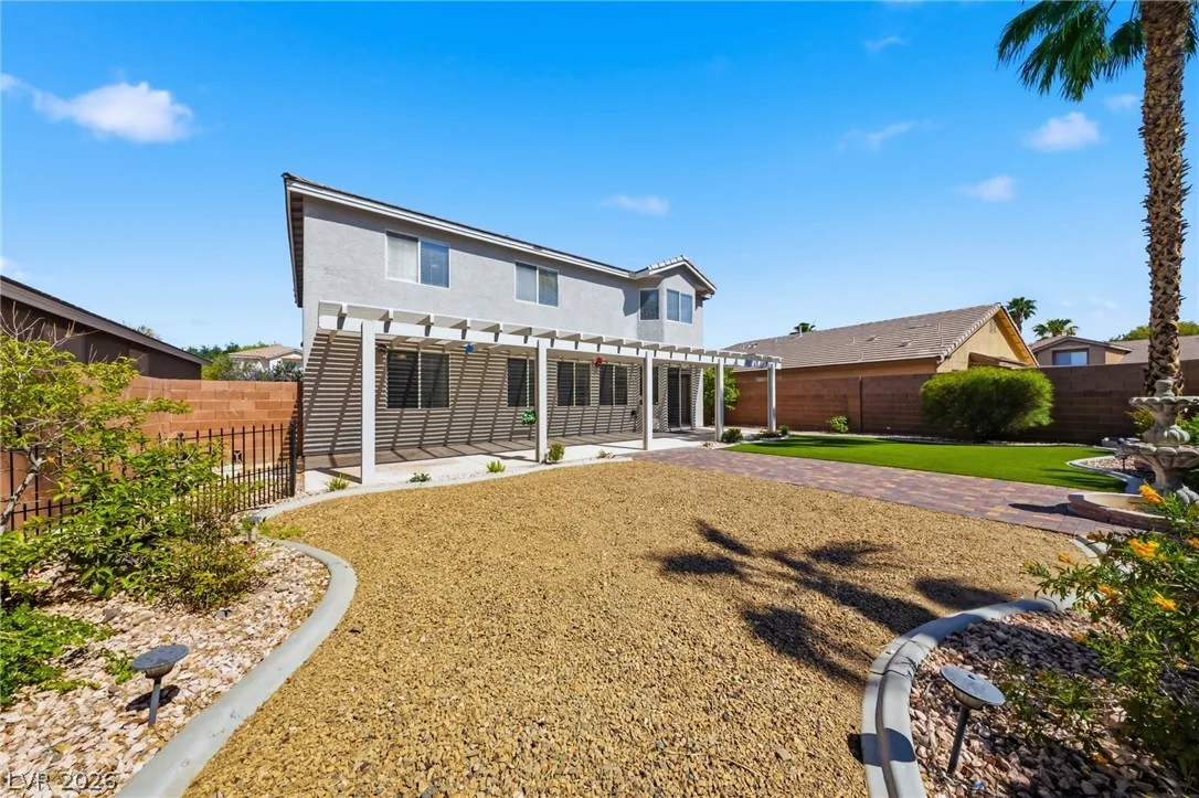 2551 Williamsburg Street — photo 3