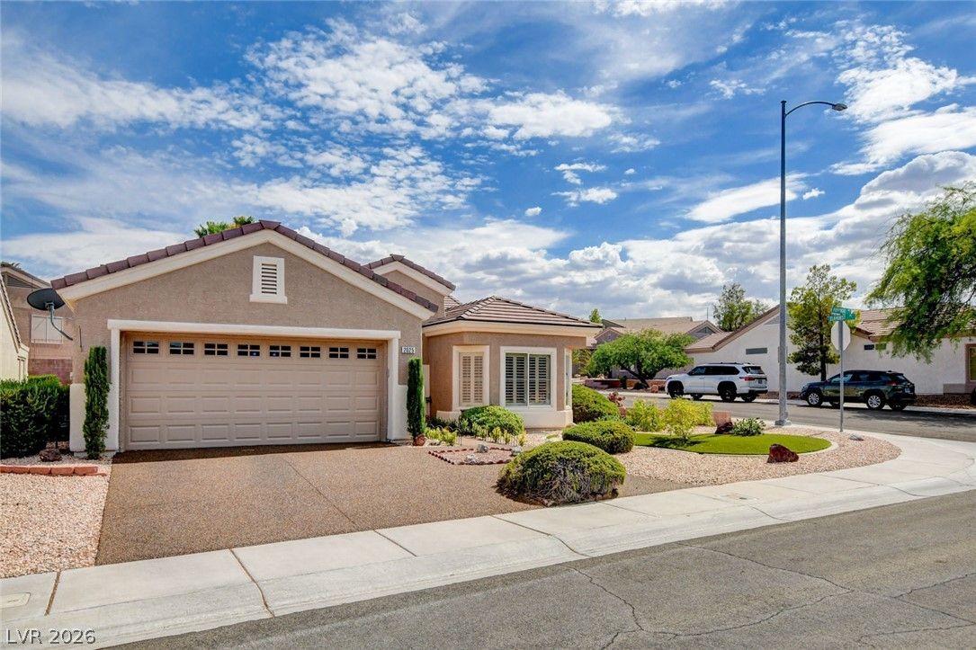 2025 Poppywood Avenue — photo 2