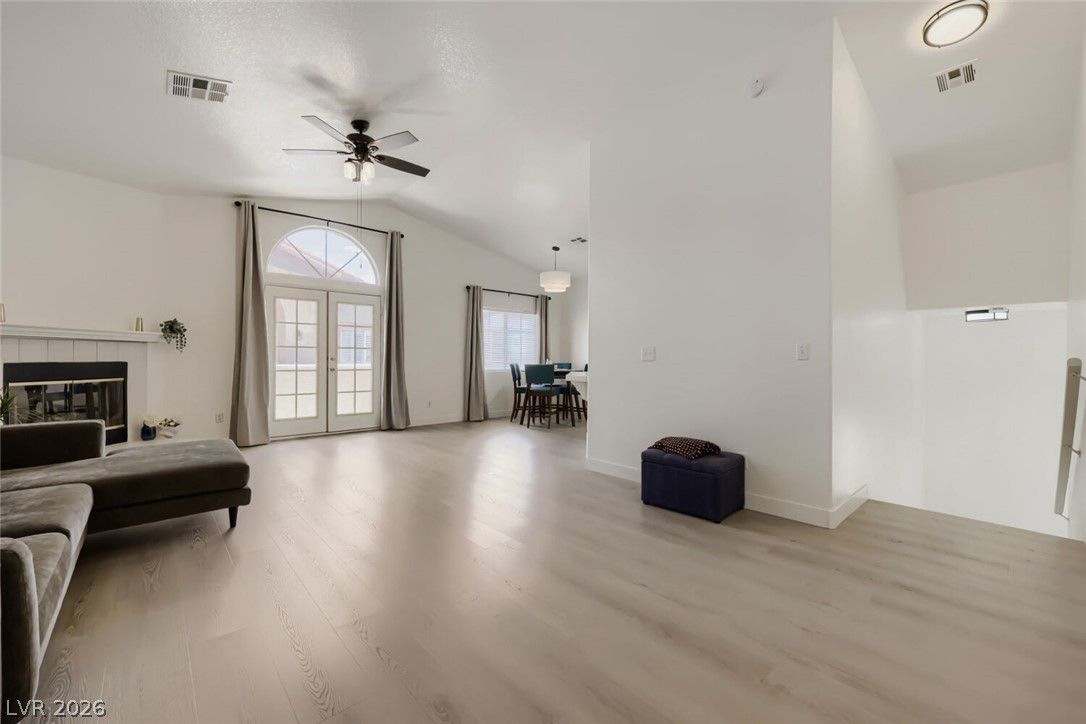 8301 Boseck Drive 232 — photo 3 of 28