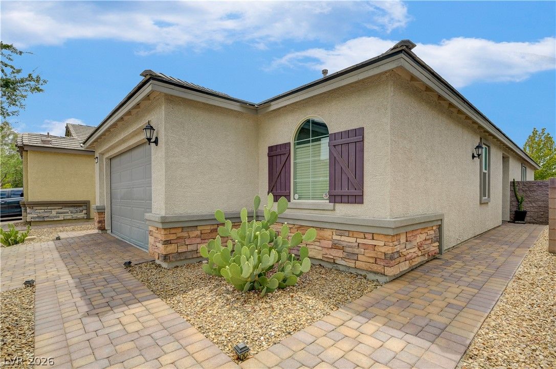1305 Ossa Street — photo 4