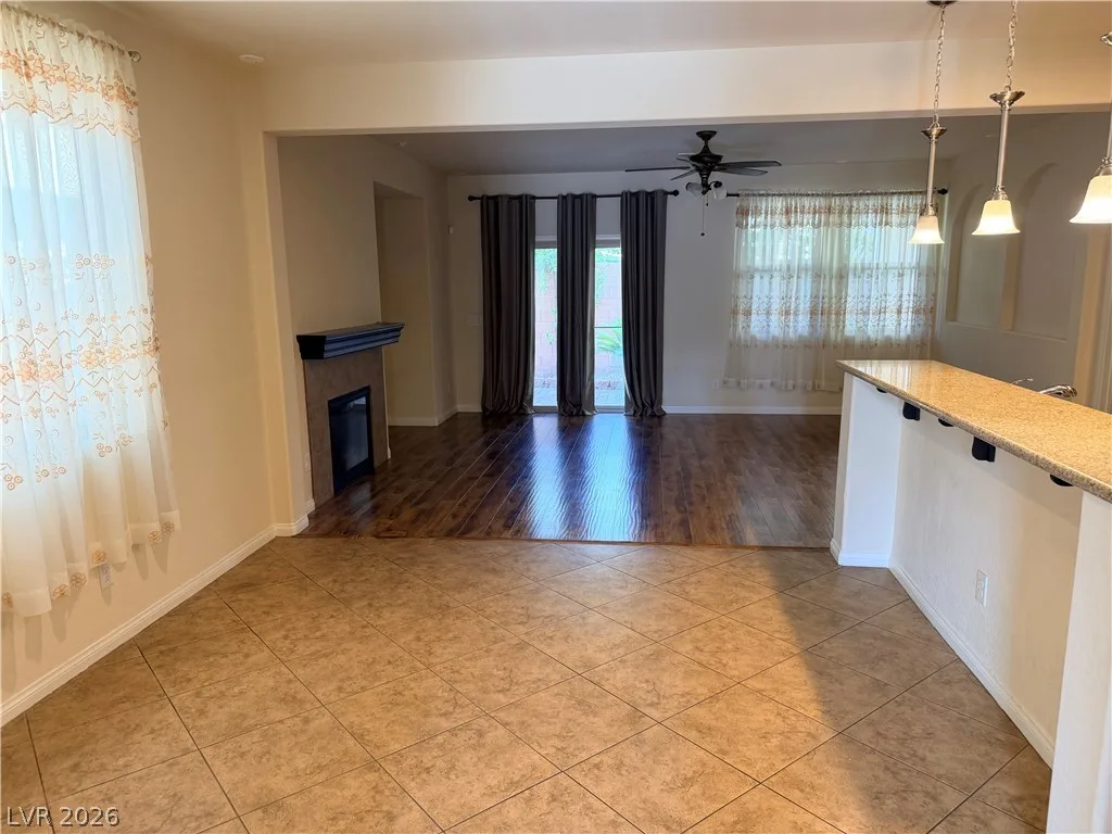 440 EAGLE GLEN Road — photo 2