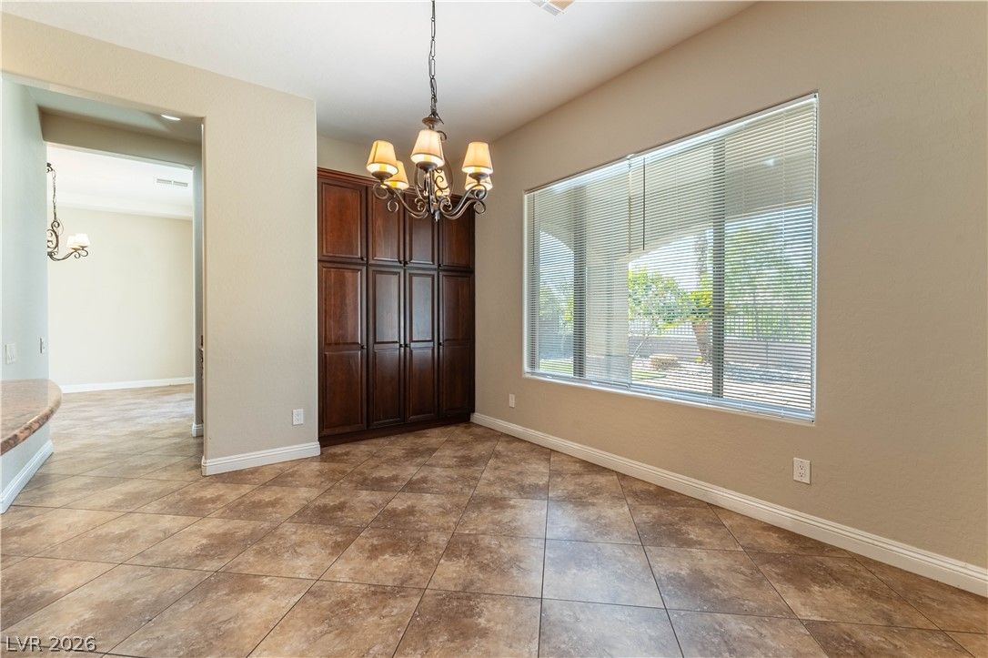 2777 Josephine Drive — photo 5