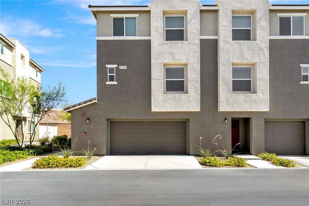 2775 Atomic Tangerine Way 1 — photo 2