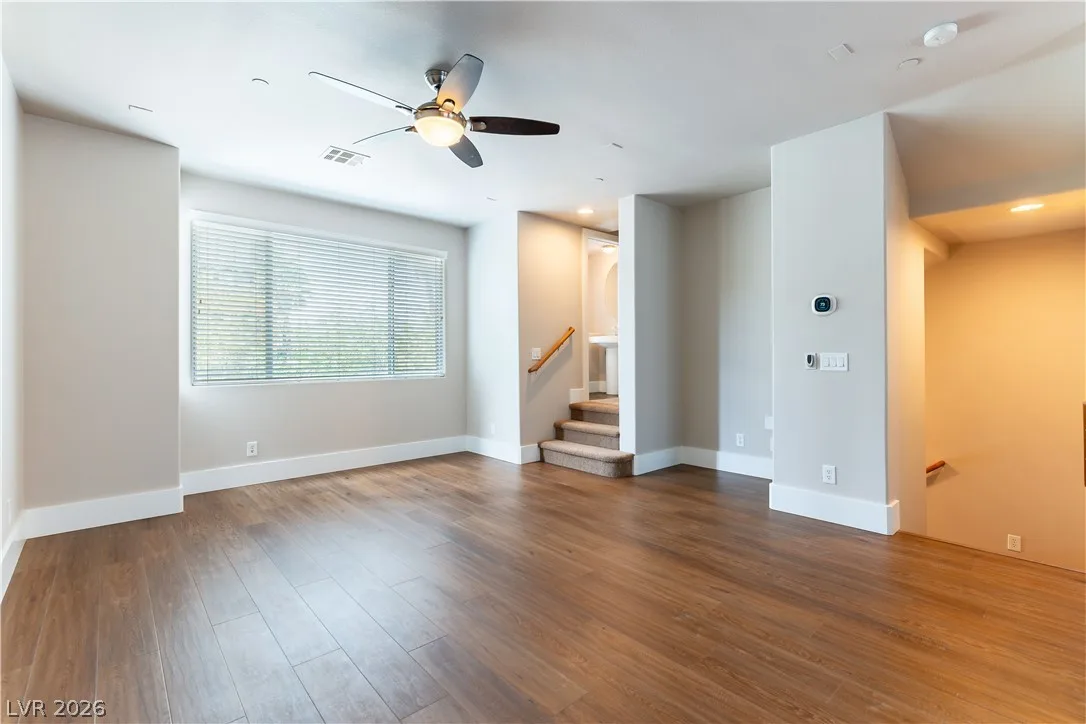9050 West Tropicana Avenue 1107 — photo 2