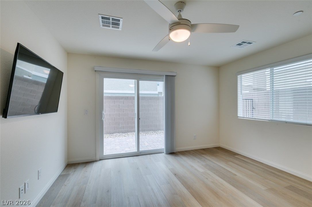 6860 Prairie Pearl Street — photo 4