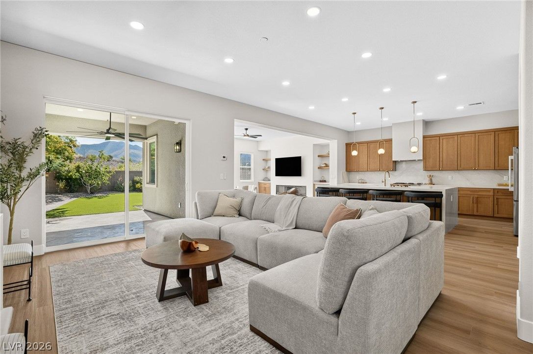 2456 Lothian Street — photo 3