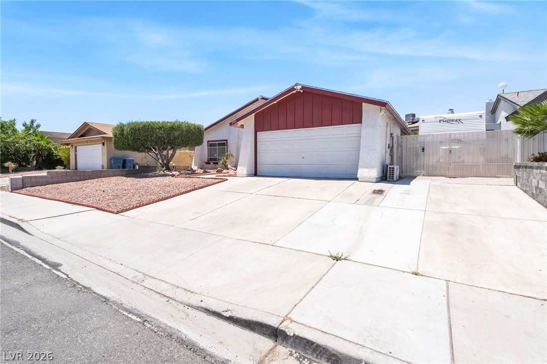 3983 Redwood Street — photo 3
