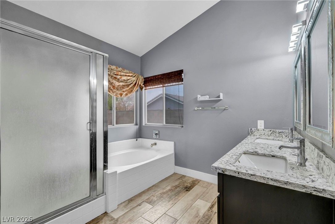 2421 Sunrise Springs Court — photo 4