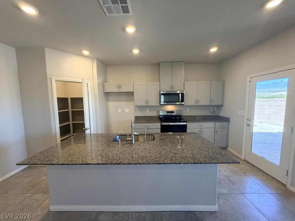 1721 Pinedale Street — photo 5