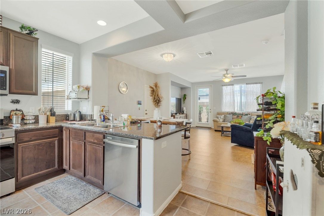 8386 Creek Canyon Avenue — photo 2 of 26