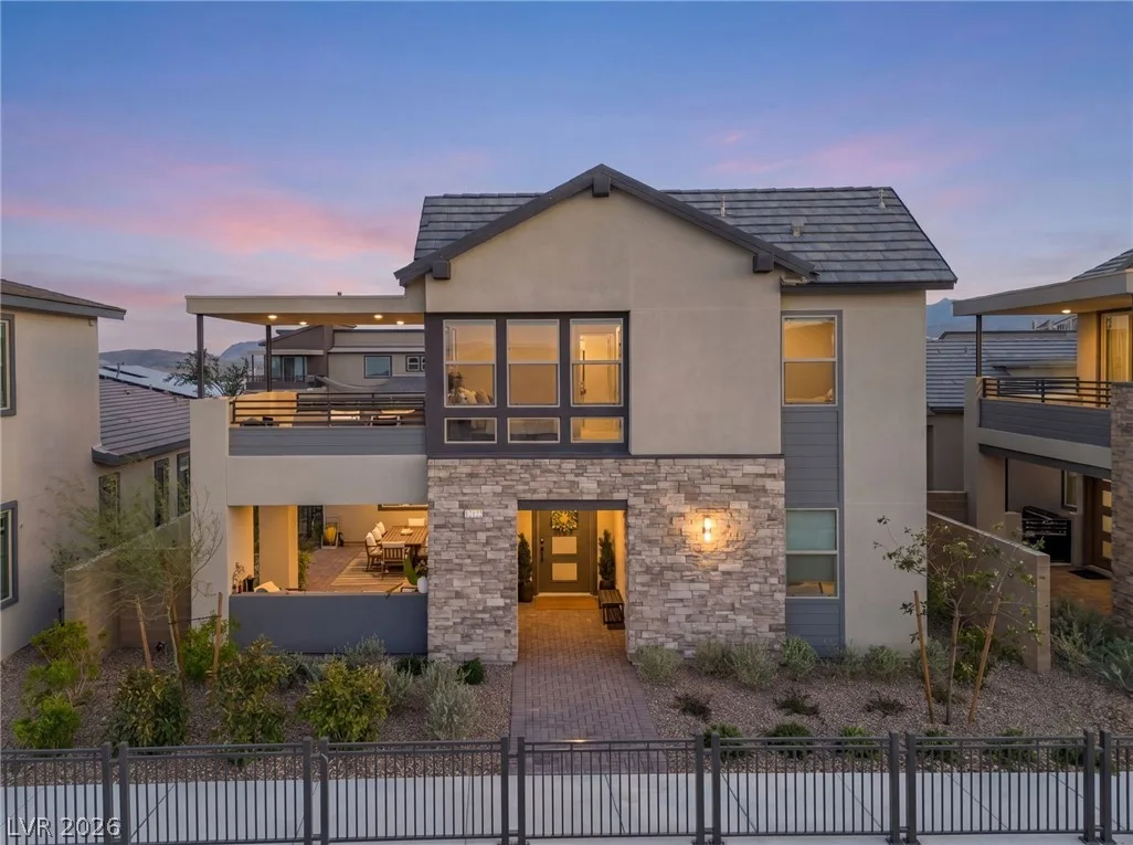 12122 Pink Sunrise Street — photo 3
