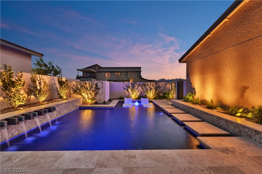 12122 Pink Sunrise Street — photo 4