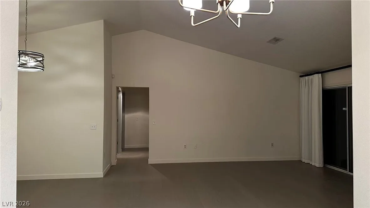 2716 Legend Drive — photo 3