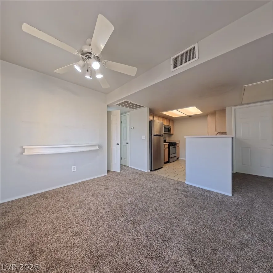 8070 West Russell Road 2091 — photo 5