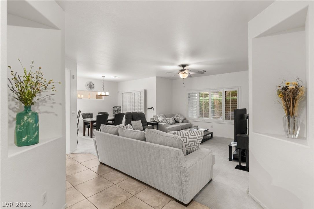2625 Langford Avenue — photo 4 of 31