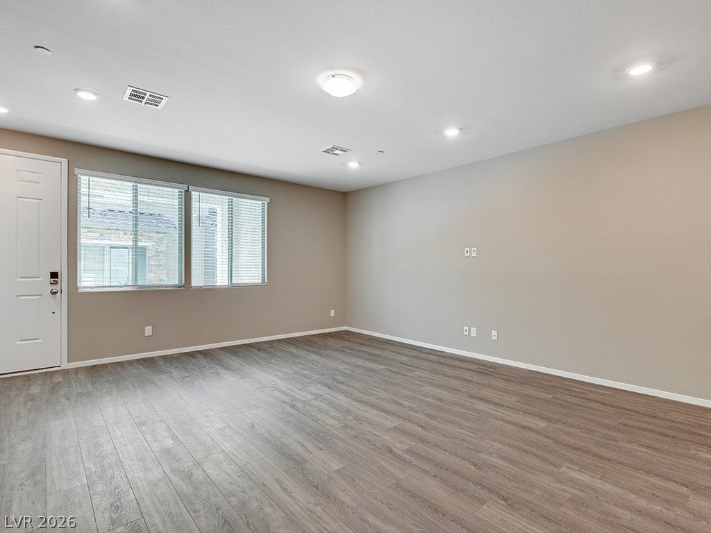 6238 Mavora Lakes — photo 5