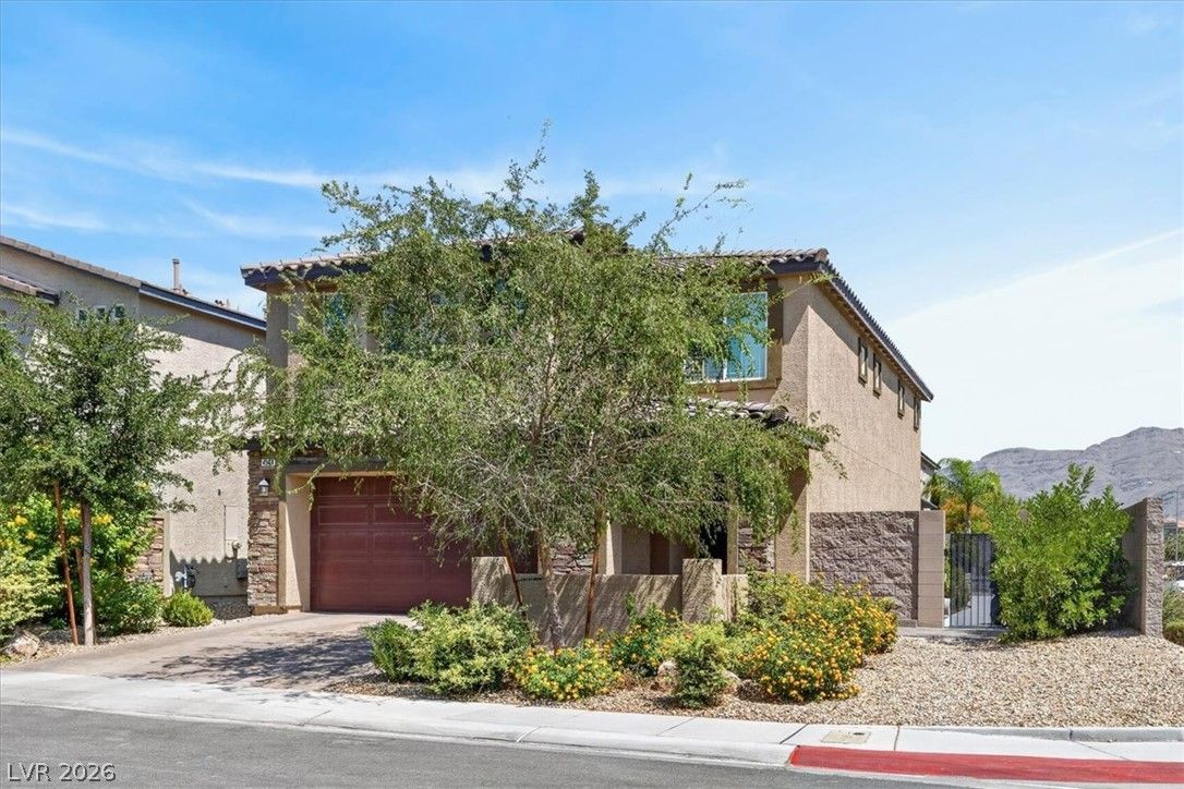 4504 Moon Hill Rock Avenue — photo 2