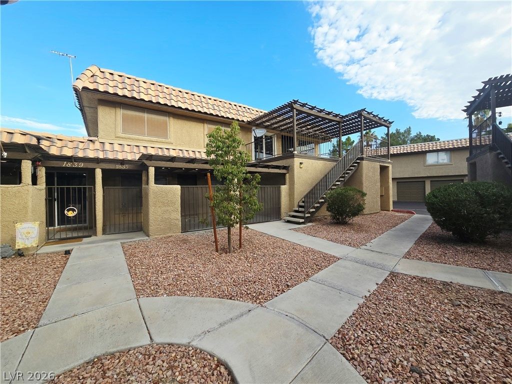 1833 Plum Court — photo 1