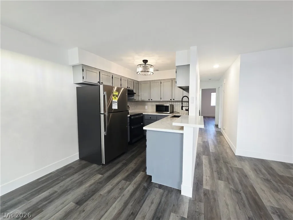 1833 Plum Court — photo 3