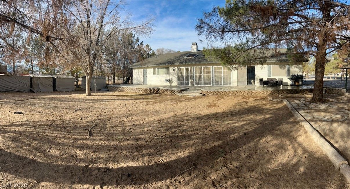 2481 East Falcon Street — photo 2