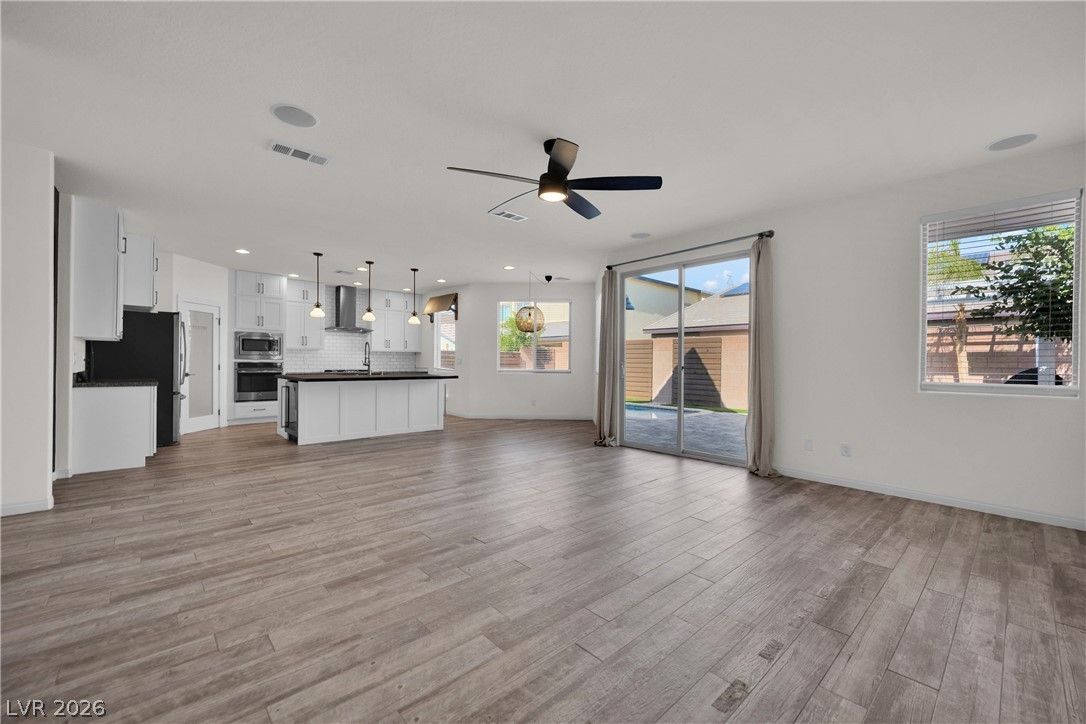 6164 Barby Cove Street — photo 4