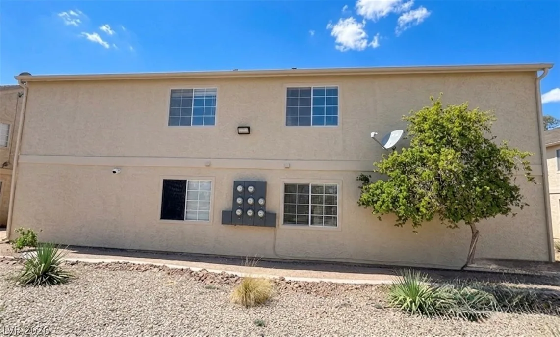 2732 Alicialynn Way — photo 3 of 24