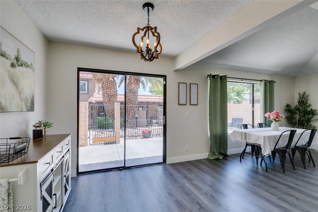 301 Misty Isle Lane A — photo 2